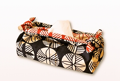 Taschentuchbox-Hülle aus Furoshiki